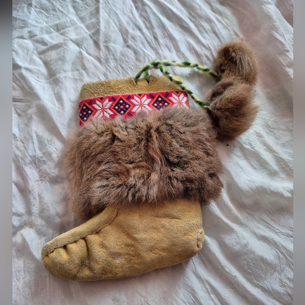 Baby Mukluks Beaded Moccasin Boots Suede And Fur - Picture 2 of 6